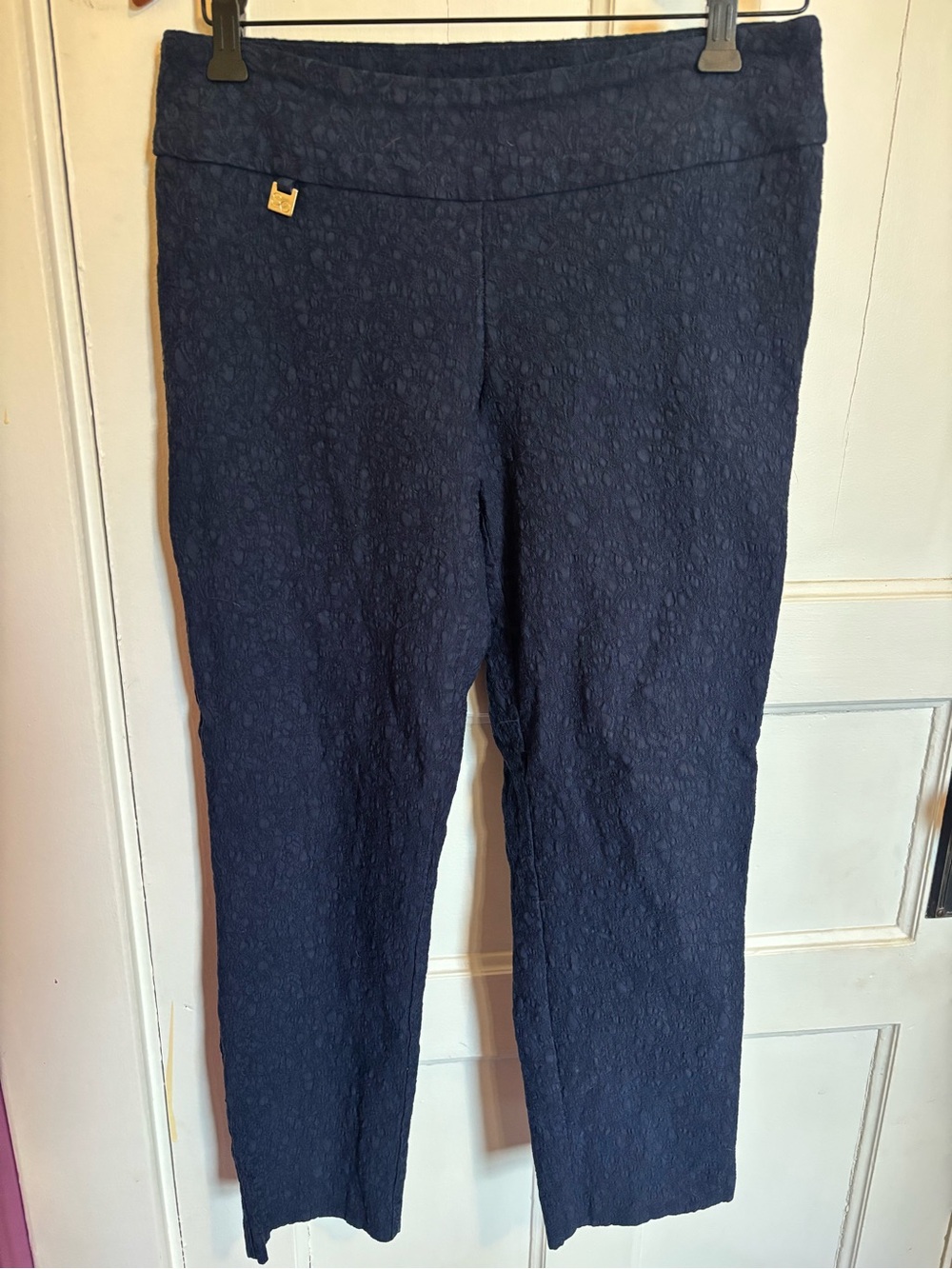 S.C&CO Dress Pants Women’s Size 8 Navy Blue Textured Pull on Stretch Trouser